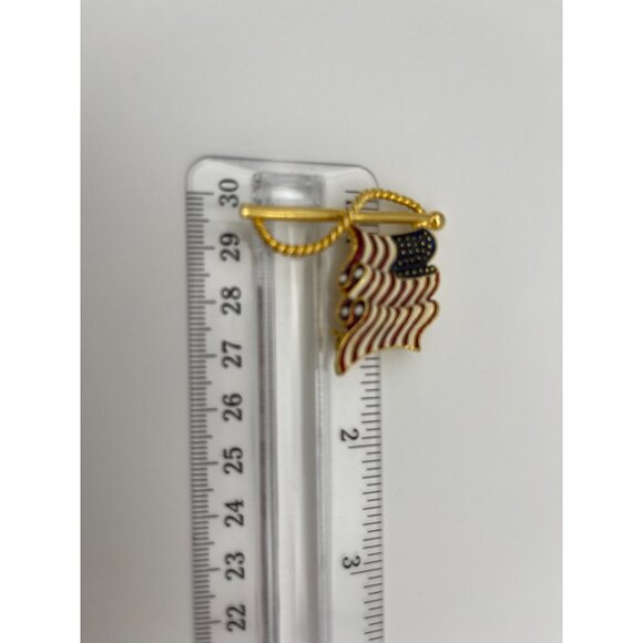 American Flag Brooch Gold Tone Red White Blue Patriotic - Picture 8 of 8